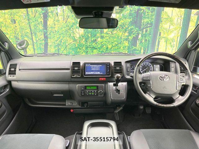 Toyota HIACE VAN 2021-06 7360198-1