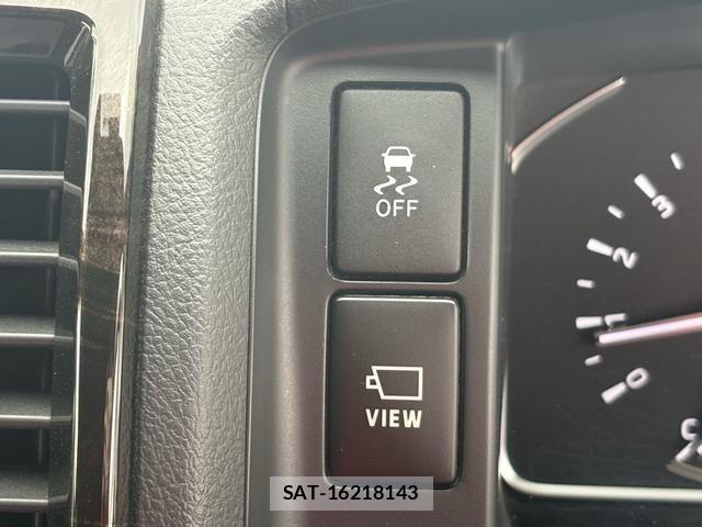 Toyota HIACE VAN 2022-10 7360203-21