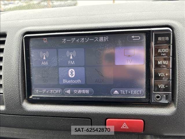 Toyota HIACE VAN 2019-01 7360209-12