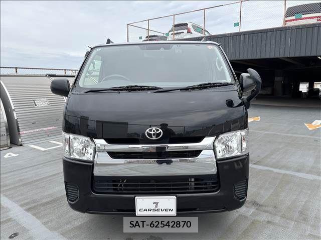 Toyota HIACE VAN 2019-01 7360209-24