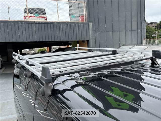 Toyota HIACE VAN 2019-01 7360209-28