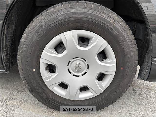 Toyota HIACE VAN 2019-01 7360209-5
