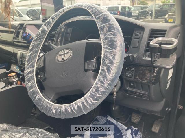 Toyota HIACE VAN 2019-07 7360208-12