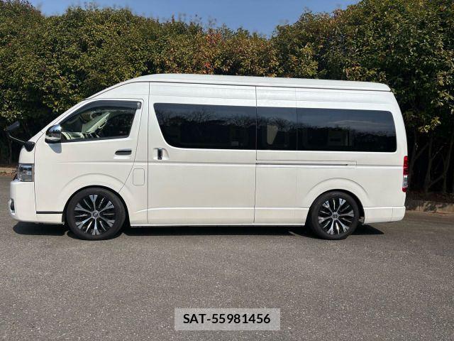Toyota HIACE VAN 2019-08 7360194-1