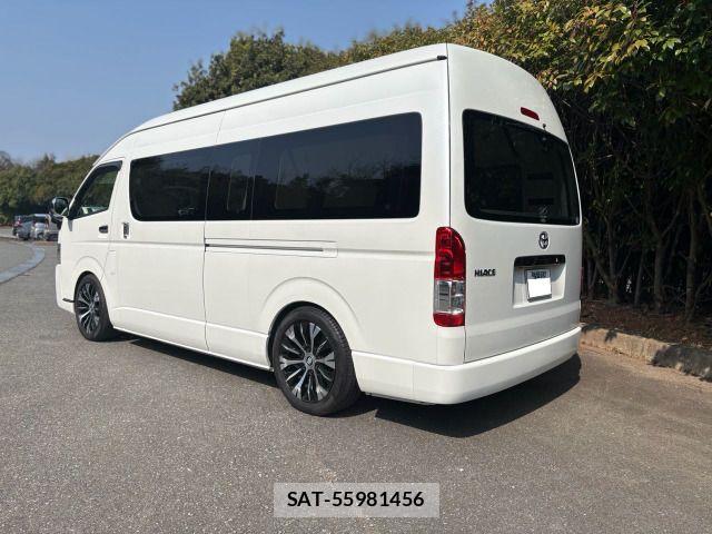 Toyota HIACE VAN 2019-08 7360194-4