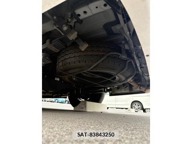 Toyota HIACE VAN 2018-05 7360204-20