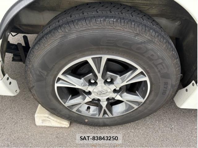 Toyota HIACE VAN 2018-05 7360204-2