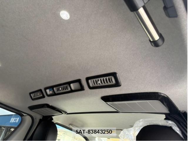 Toyota HIACE VAN 2018-05 7360204-7