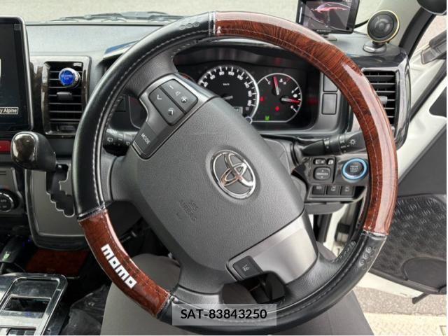 Toyota HIACE VAN 2018-05 7360204-8