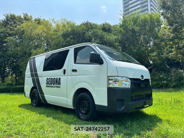 Toyota HIACE VAN 2023-08 7360196-0