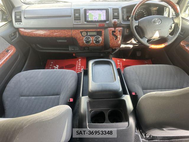 Toyota HIACE VAN 2011-08 7360212-14