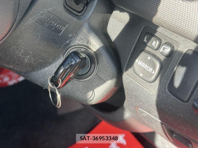 Toyota HIACE VAN 2011-08 7360212-17