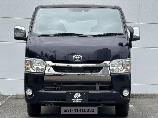 Toyota HIACE VAN 2022-01 7360200-20
