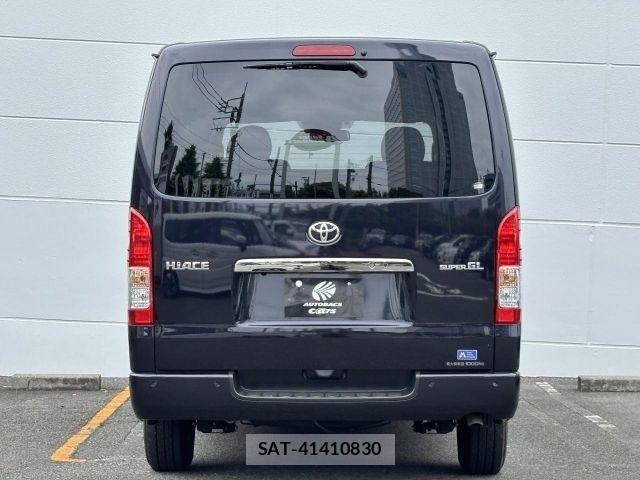 Toyota HIACE VAN 2022-01 7360200-23