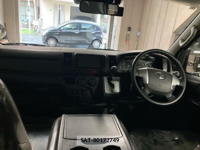 Toyota HIACE VAN 2018-06 7360211-9