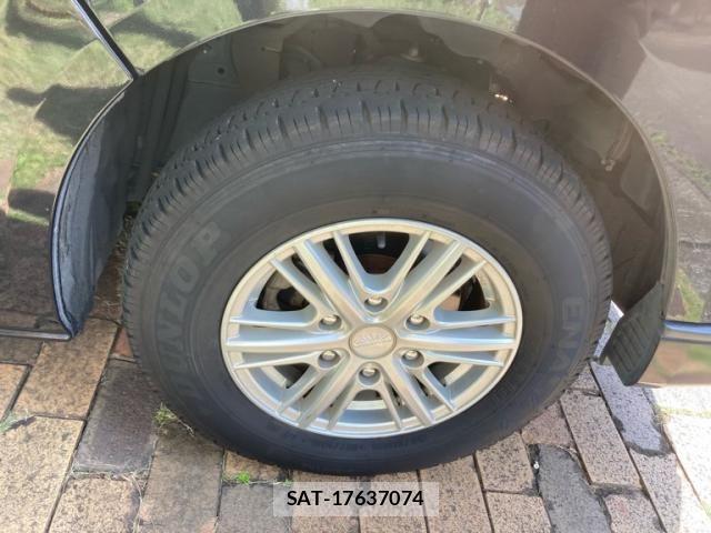 Toyota HIACE VAN 2021-06 7360201-10