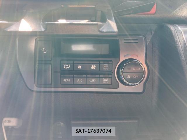 Toyota HIACE VAN 2021-06 7360201-22