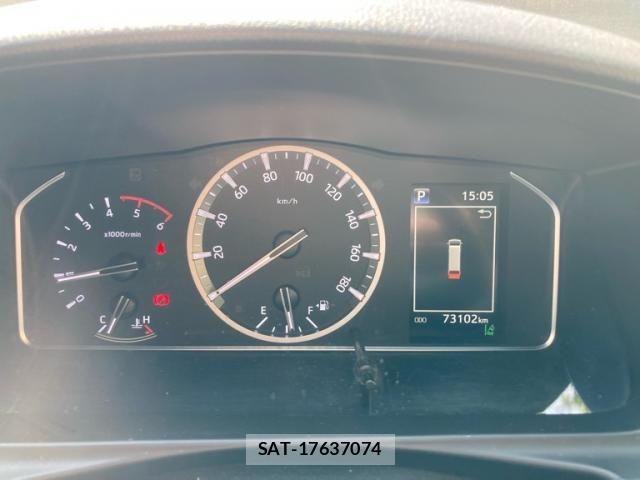Toyota HIACE VAN 2021-06 7360201-24