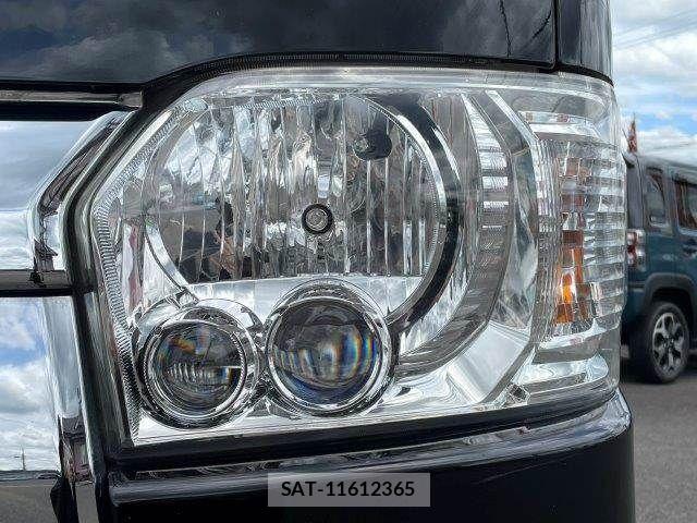 Toyota HIACE VAN 2019-10 7360213-25
