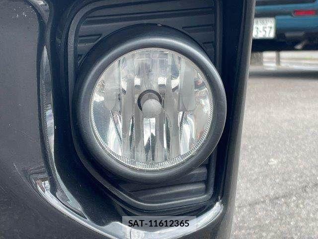 Toyota HIACE VAN 2019-10 7360213-27