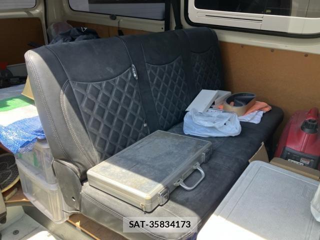 Toyota HIACE VAN 2018-03 7360214-8