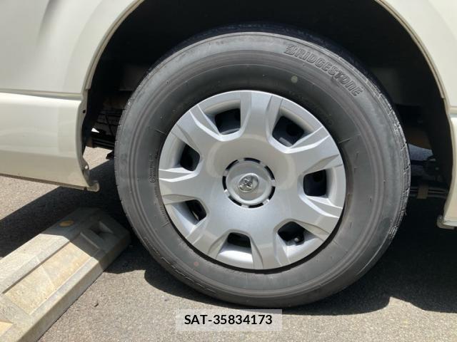 Toyota HIACE VAN 2018-03 7360214-4