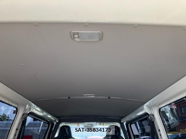 Toyota HIACE VAN 2018-03 7360214-7