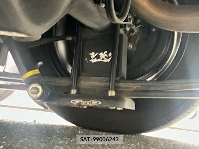 Toyota HIACE VAN 2021-07 7360206-25