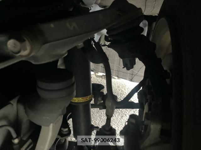 Toyota HIACE VAN 2021-07 7360206-26
