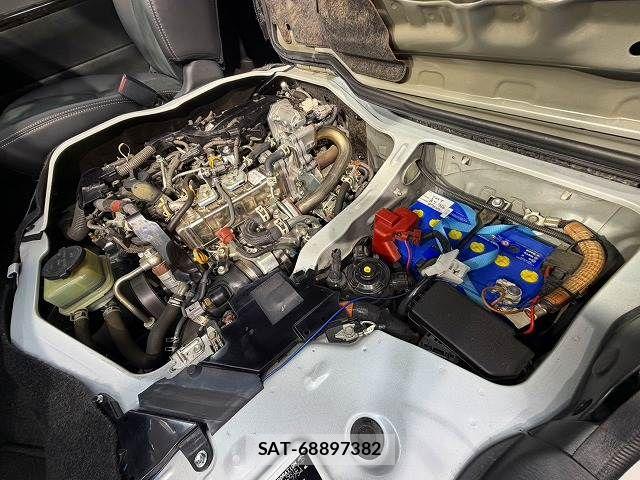 Toyota HIACE VAN 2022-03 7360199-13