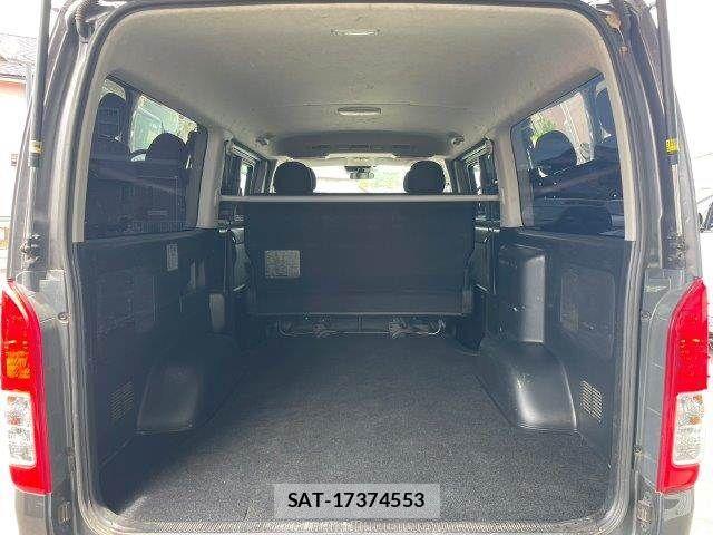 Toyota HIACE VAN 2021-04 7360202-13