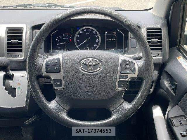 Toyota HIACE VAN 2021-04 7360202-15