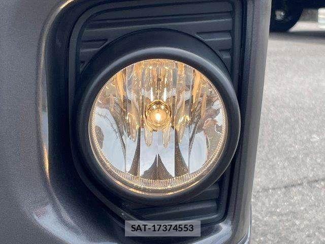 Toyota HIACE VAN 2021-04 7360202-17