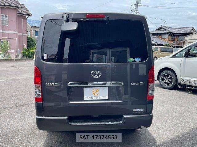 Toyota HIACE VAN 2021-04 7360202-24