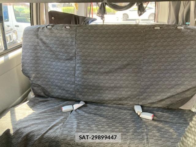 Toyota HIACE VAN 2009-01 7360217-10