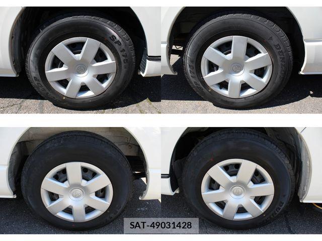 Toyota HIACE VAN 2018-03 7394556-13
