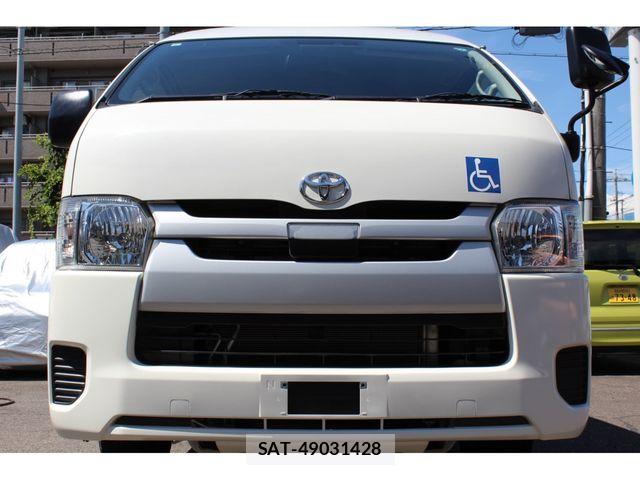 Toyota HIACE VAN 2018-03 7394556-19