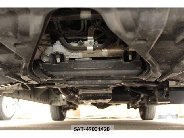 Toyota HIACE VAN 2018-03 7394556-28