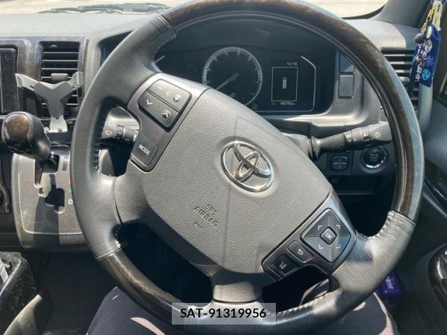 Toyota HIACE VAN 2021-05 7394557-17