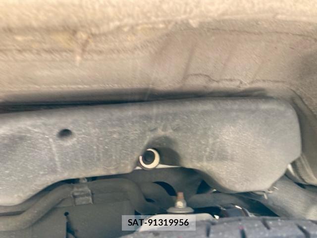 Toyota HIACE VAN 2021-05 7394557-5