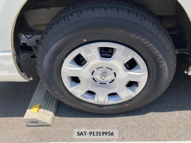 Toyota HIACE VAN 2021-05 7394557-7