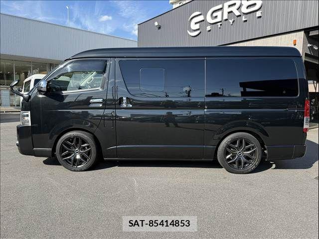Toyota HIACE VAN 2018-06 7394553-13