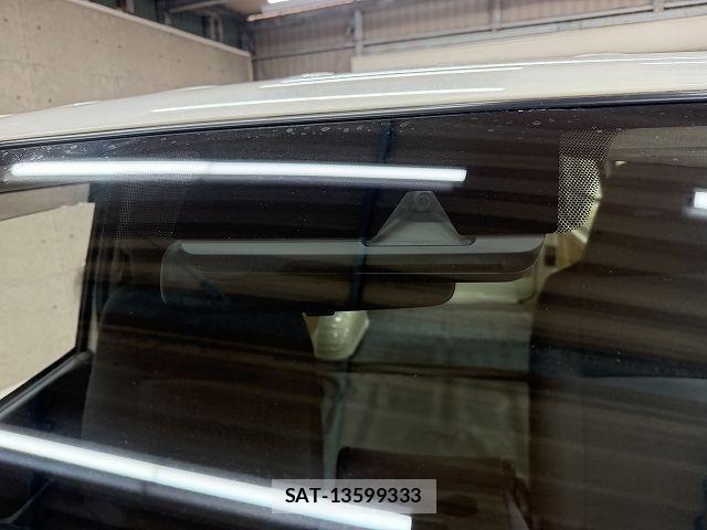 Toyota HIACE VAN 2023-02 7394558-18