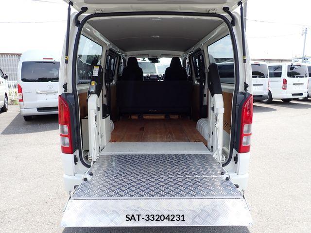 Toyota HIACE VAN 2021-03 7394561-9