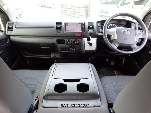 Toyota HIACE VAN 2021-03 7394561-11