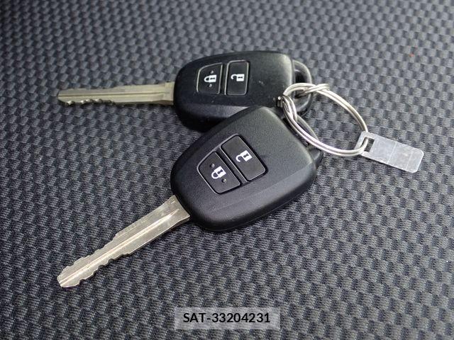Toyota HIACE VAN 2021-03 7394561-19