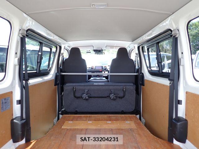 Toyota HIACE VAN 2021-03 7394561-25