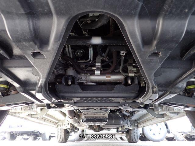 Toyota HIACE VAN 2021-03 7394561-27