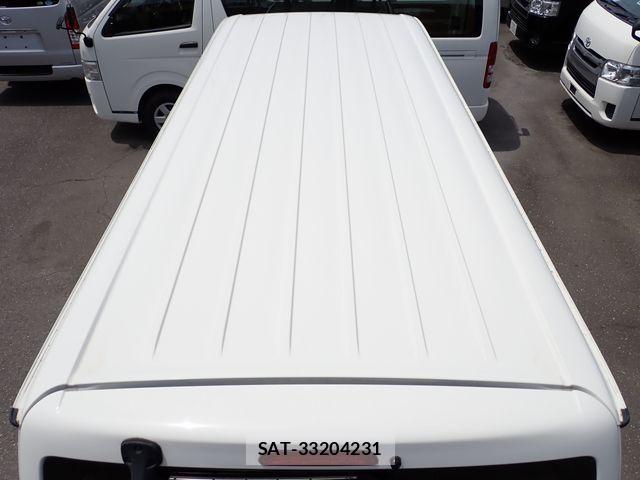 Toyota HIACE VAN 2021-03 7394561-6