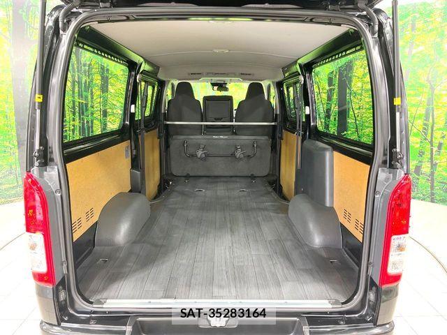 Toyota HIACE VAN 2023-07 7394559-10